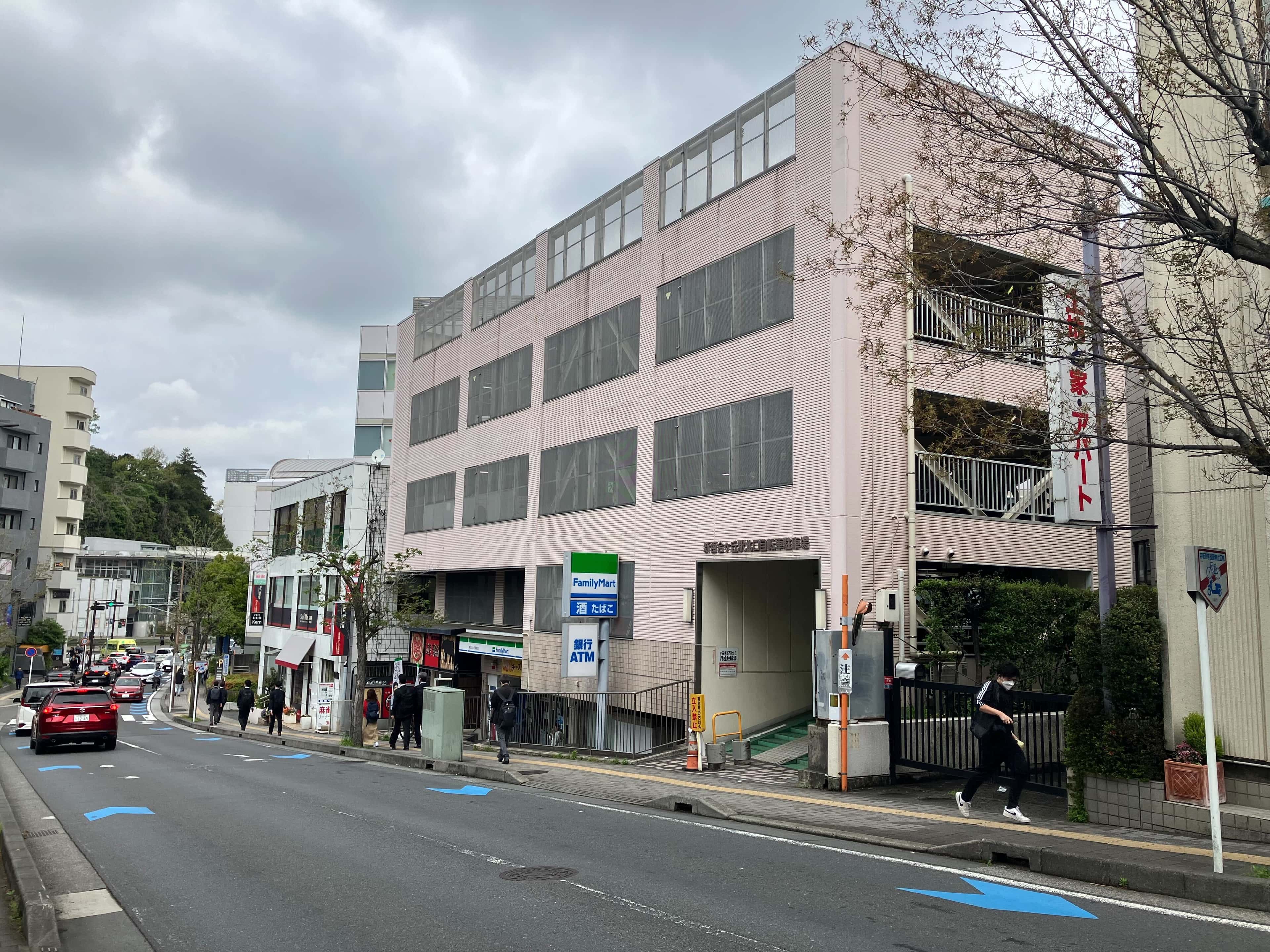 新百合ケ丘駐輪場ビル