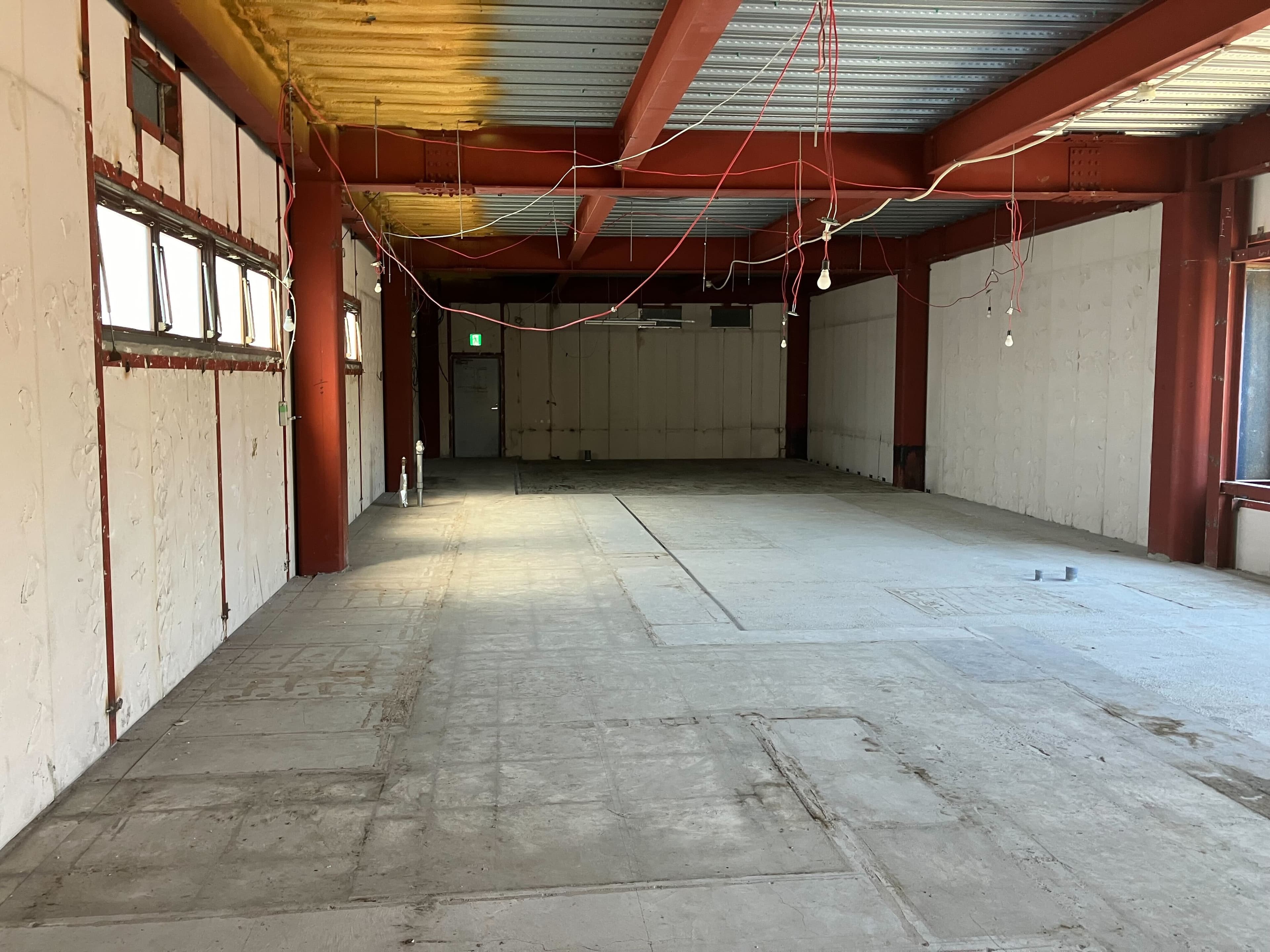 六会日大前マルシェ_2階区画1