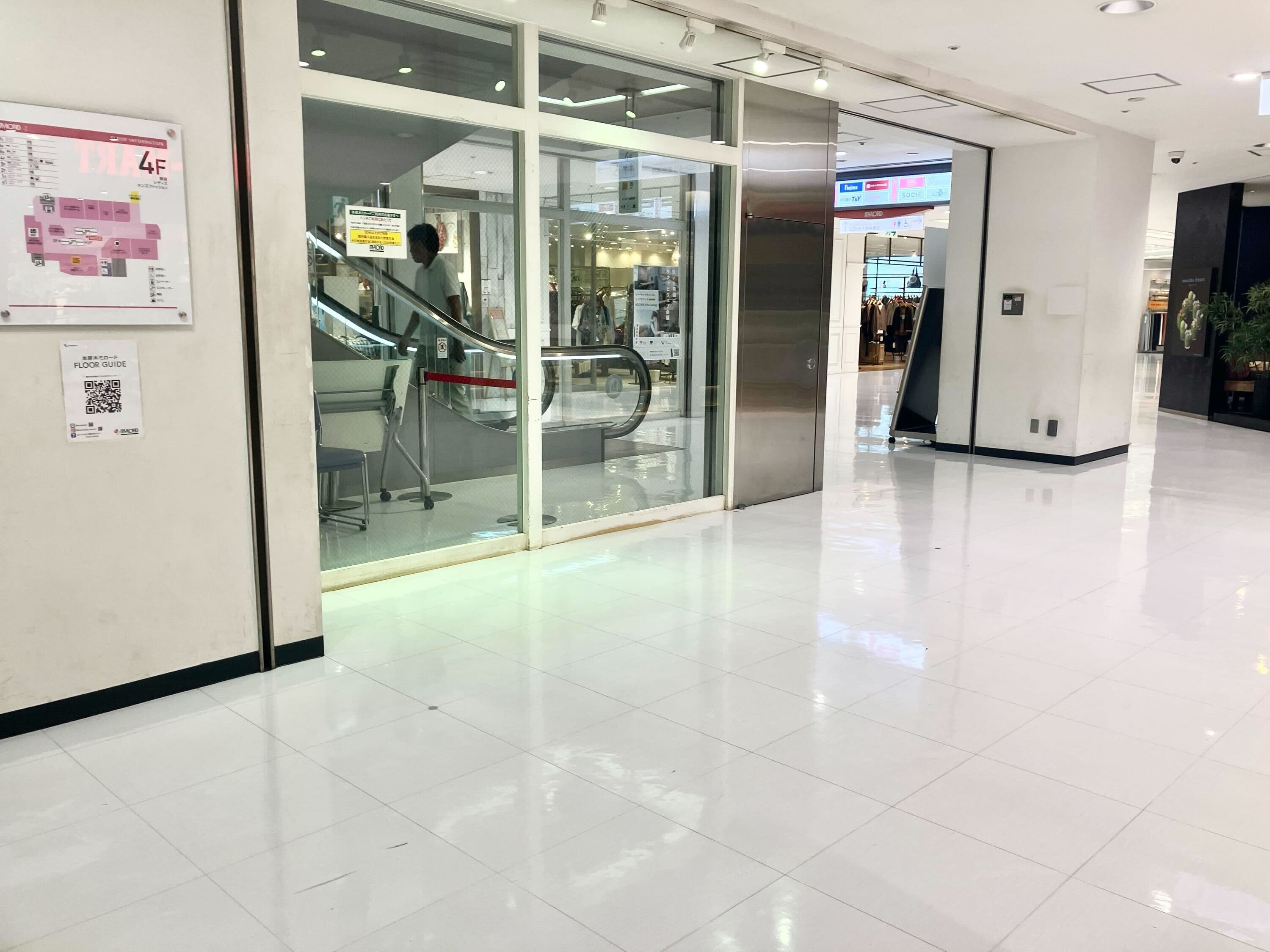 本厚木ミロード②4F エスカレーター横1