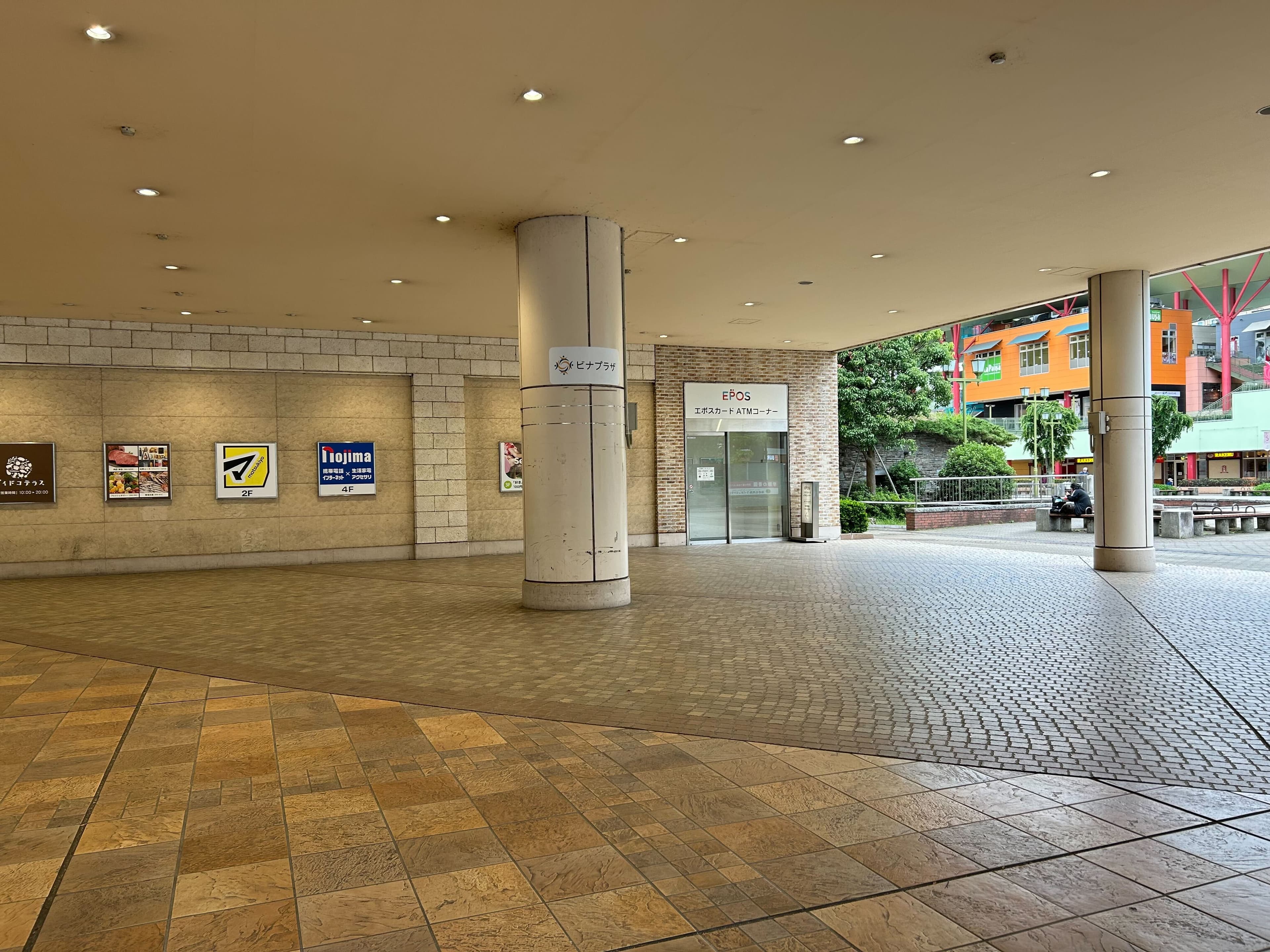 ビナウォーク3番館1階ビナプラザA